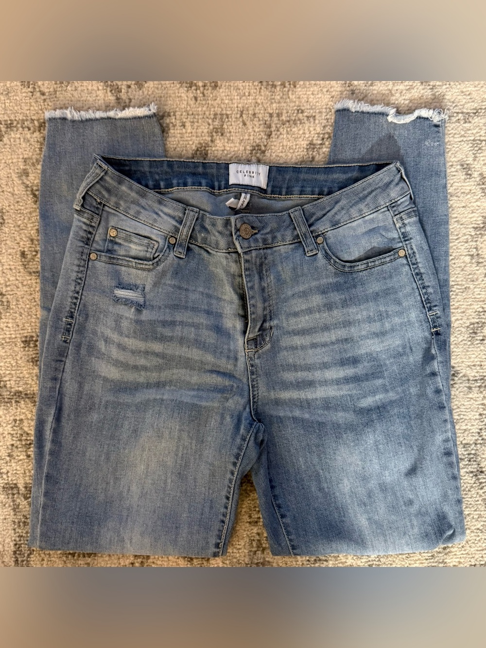 Celebrity Pink Light Blue Mid Rise Cropped Ankle Jeans